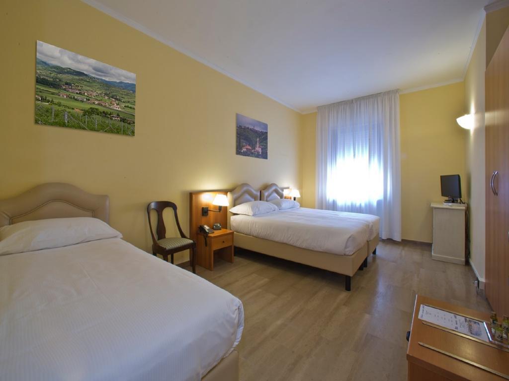 Veronello Resort Bardolino Quarto foto